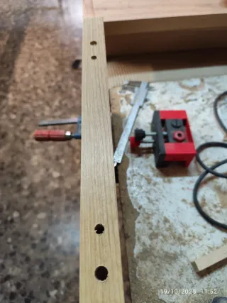 Guía de taladro para tableros