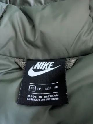 Abrigo largo acolchado Nike hombre verde oliva