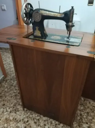 Máquina de Coser Singer Vintage Importada