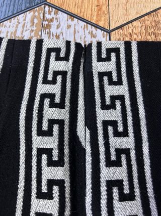 Falda Zara Geometría Blanco y Negro