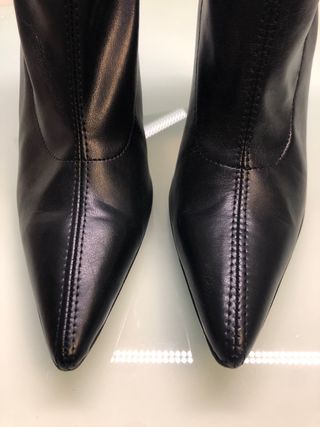 Botines Ras elásticos efecto piel negros T36