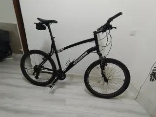 Bicicleta Rockrider 5.2 Negra