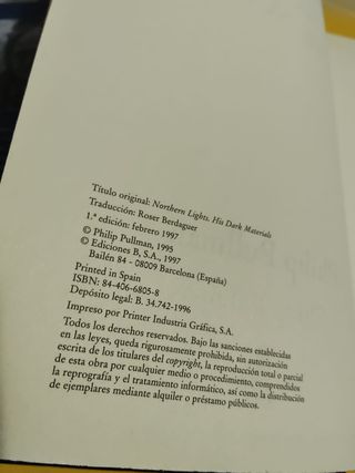 MATERIA OSCURA I. LUCES DEL NORTE