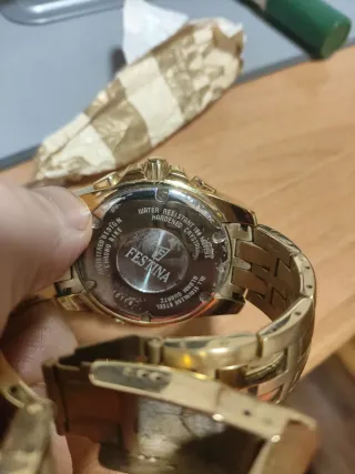 Festina Chrono Bike Dorado Caja y Papeles