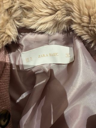 Chaqueta Zara rosa de paño con cuello de pelo