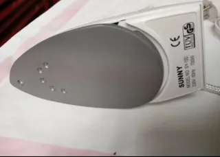 Plancha de viaje Sunny SY-100