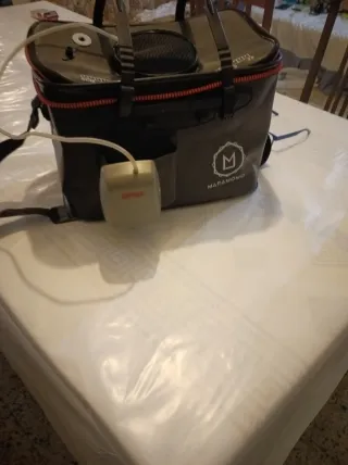 Cubo para peces con aireador