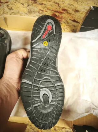 Sandalias Chiruca grises y moradas nuevas