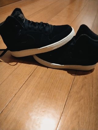 Nike Ebernon Mid Talla 37.5 Negras