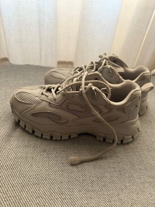 Zapatillas deportivas grises