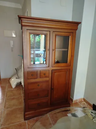 Vitrina Auxiliar Salón Madera y Cristal