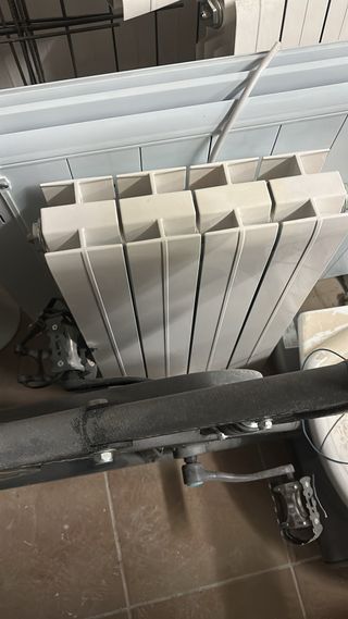 Radiadores de agua nuevos para calefacción