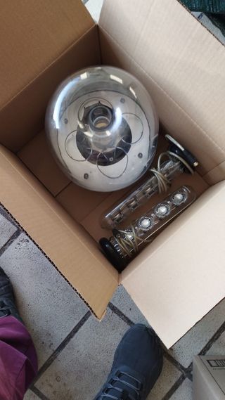 Altavoces Harman Kardon transparentes