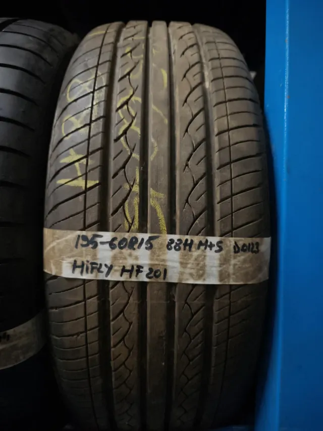 Neumáticos sueltos 15 pulgadas