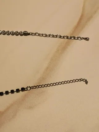 Gargantilla bisutería negra y plateada