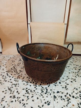Barreño de cobre antiguo