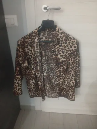 Camicia donna fantasia leopardata