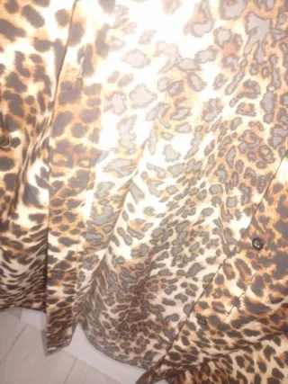 Camicia donna fantasia leopardata