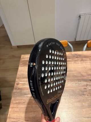 Pala pádel Black Crown Piton Clásica