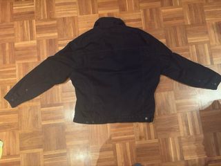 Cazadora vaquera Pull&Bear negra forro polar