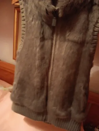 Chaleco Piel y Punto Cortefiel Talla L