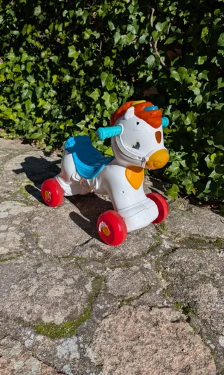 Caballo andador para niños