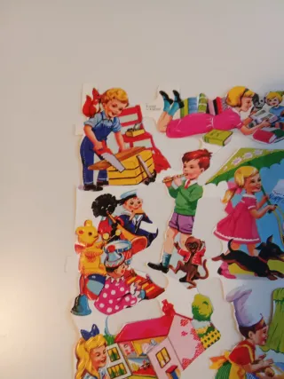 Juego de figuras de papel infantiles vintage