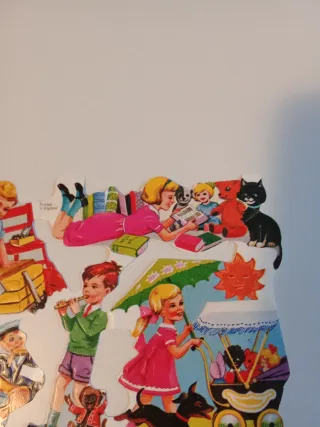 Juego de figuras de papel infantiles vintage