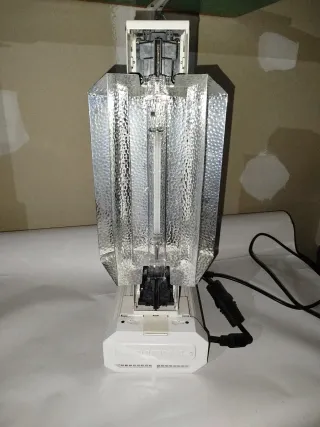 Foco LEC Phantom 3 meses de uso