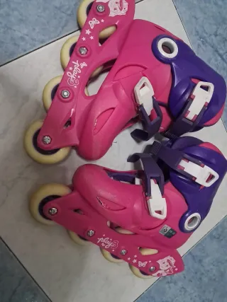 Patines en línea rosas y morados