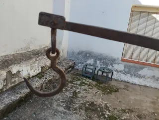 Balanza antigua de hierro Romana báscula