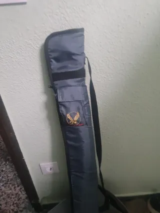 Taco de billar con estuche y tiza