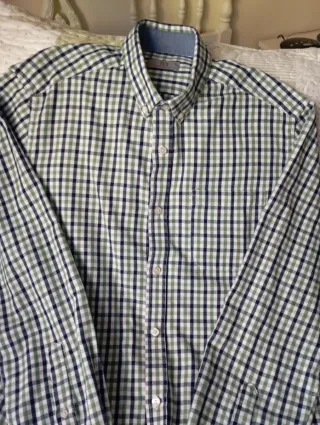 Conjunto Camisas de villela y Pantalón Talla L