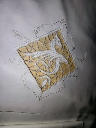 Lenzuolo matrimoniale ricamato écru e bianco