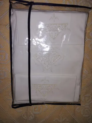 Lenzuolo matrimoniale ricamato écru e bianco