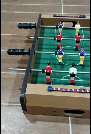 Futbolín de mesa con contador integrado