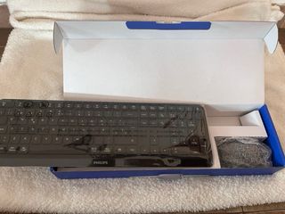 Combo Teclado y Ratón Inalámbricos Philips 4000