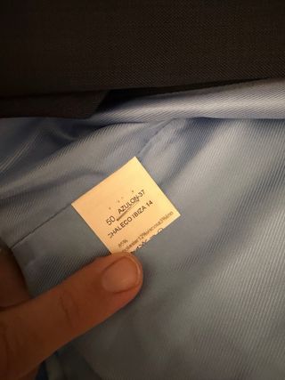 Traje de corto hombre azul y negro