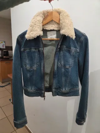 Casaca vaquera Mango azul con borreguito