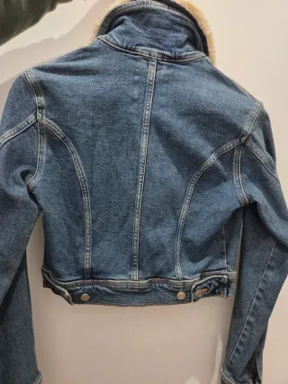 Casaca vaquera Mango azul con borreguito