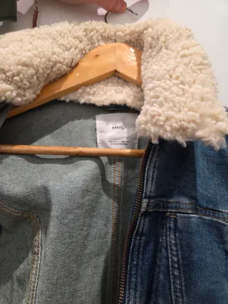 Casaca vaquera Mango azul con borreguito