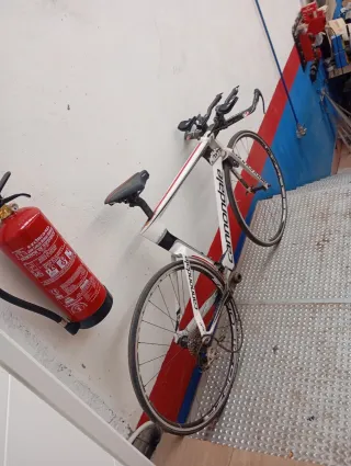 Bicicleta de carretera Cannondale