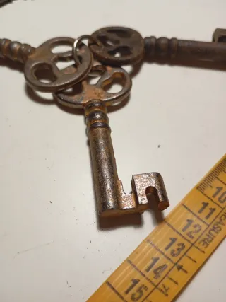 Lote de 3 llaves antiguas