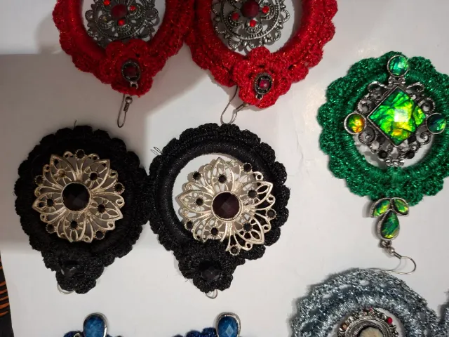 Orecchini fatti a mano