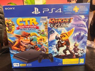 PS4 (PlayStation 4) Negra con Juegos