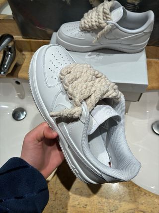 Nike Air Force One cordones 42