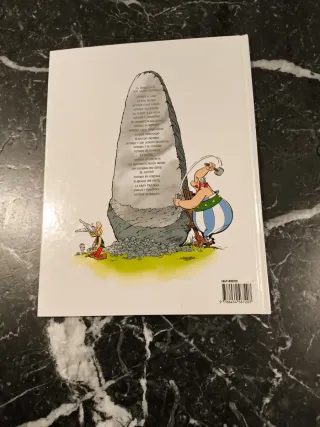 La hoz de oro (Asterix) (Spanish Edition)