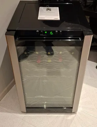 Nevera Vinoteca Samsung 33 botellas (3-18 °C)