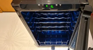 Nevera Vinoteca Samsung 33 botellas (3-18 °C)