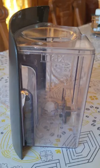 Depósito de agua Odea